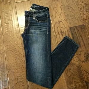 American Eagle Super Stretch Jegging